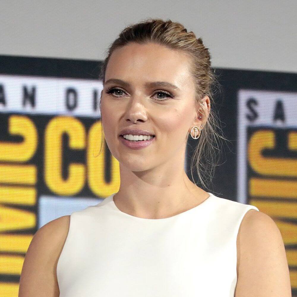 Diamond Face Shape - Scarlett Johansson